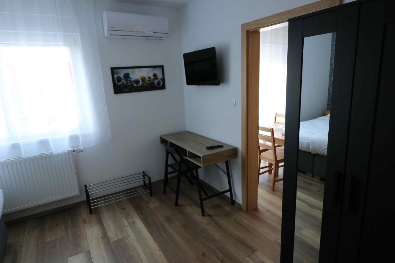 Forum Apartmani I Sobe Donji Miholjac Экстерьер фото