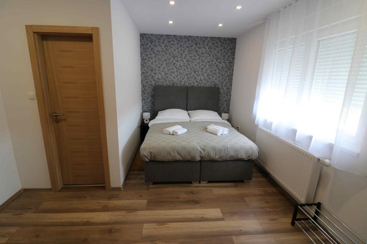Forum Apartmani I Sobe Donji Miholjac Экстерьер фото