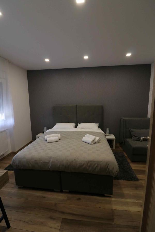 Forum Apartmani I Sobe Donji Miholjac Экстерьер фото